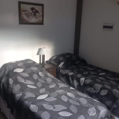 Apartamentos Willy - En Zona Residencial Con Estacionamiento Mendoza Zewnętrze zdjęcie